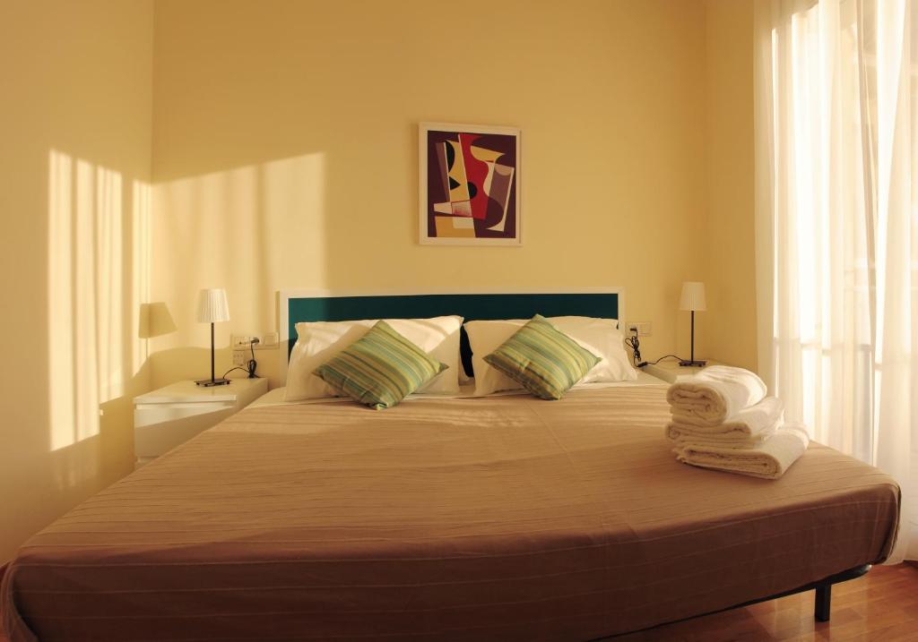 Alguera Apartments Napols Barcelona Rum bild