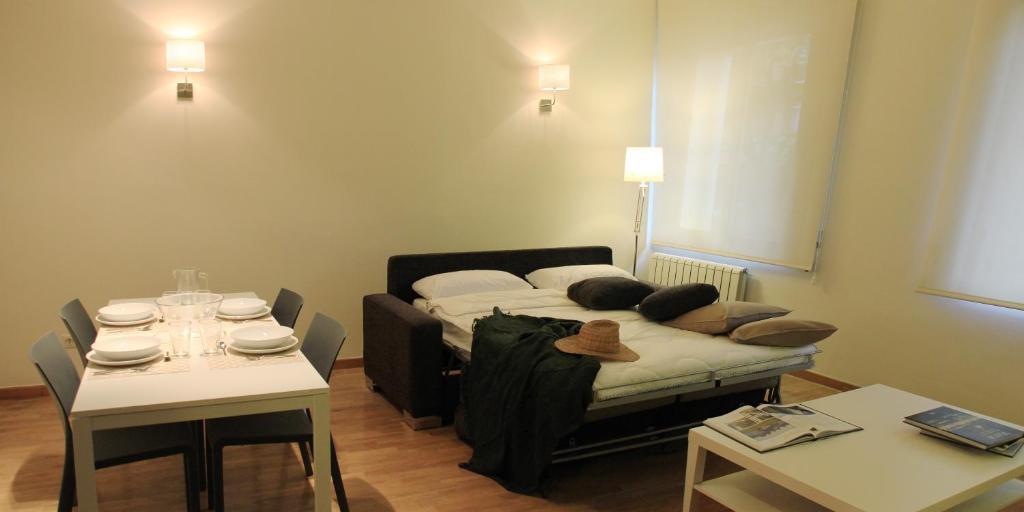 Alguera Apartments Napols Barcelona Rum bild